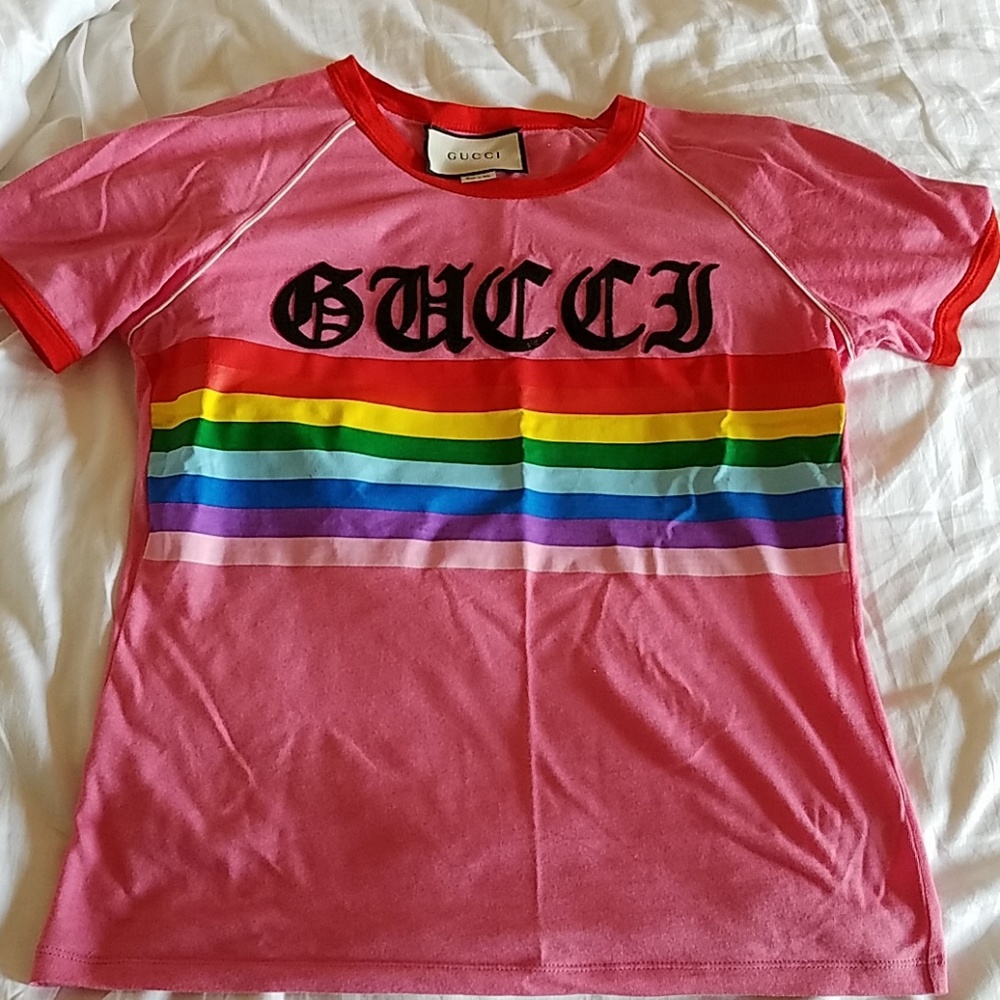 *Sold*Authentic gucci top
